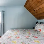 Upstairs Alki Beach Apartment - Seattle -Historic-1858