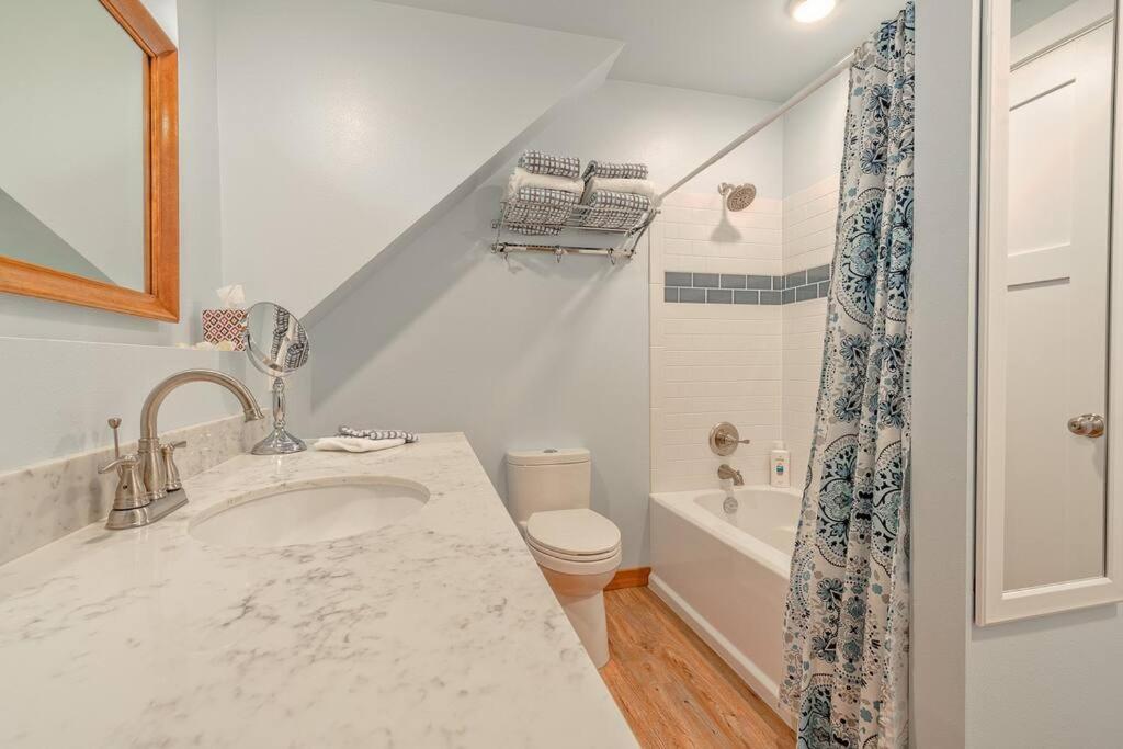 Upstairs Alki - -historic-1858 * Seattle