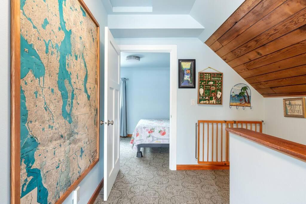 Upstairs Alki - -historic-1858 Seattle